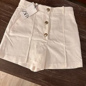 Zara High Waisted White Shorts Size L